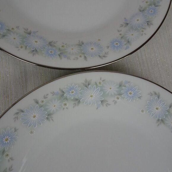 Noritake Blue Charm Flowers 4-Set Dinner Plates Platinum Trim - Picture 7 of 12
